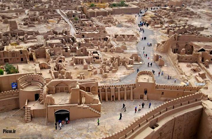 تاریخ ارگ بم