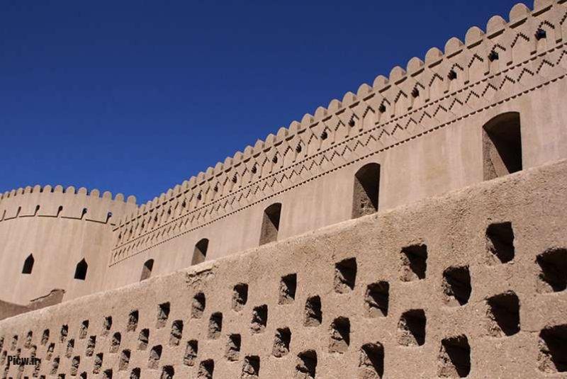 معماری شگفتانگیز سازه خشتی