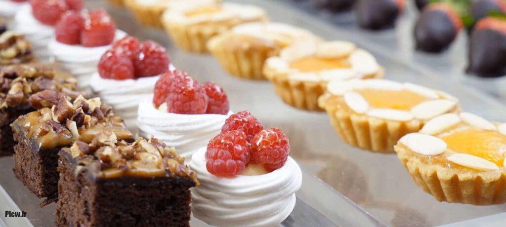 شیرینی های لقمه ای میوه