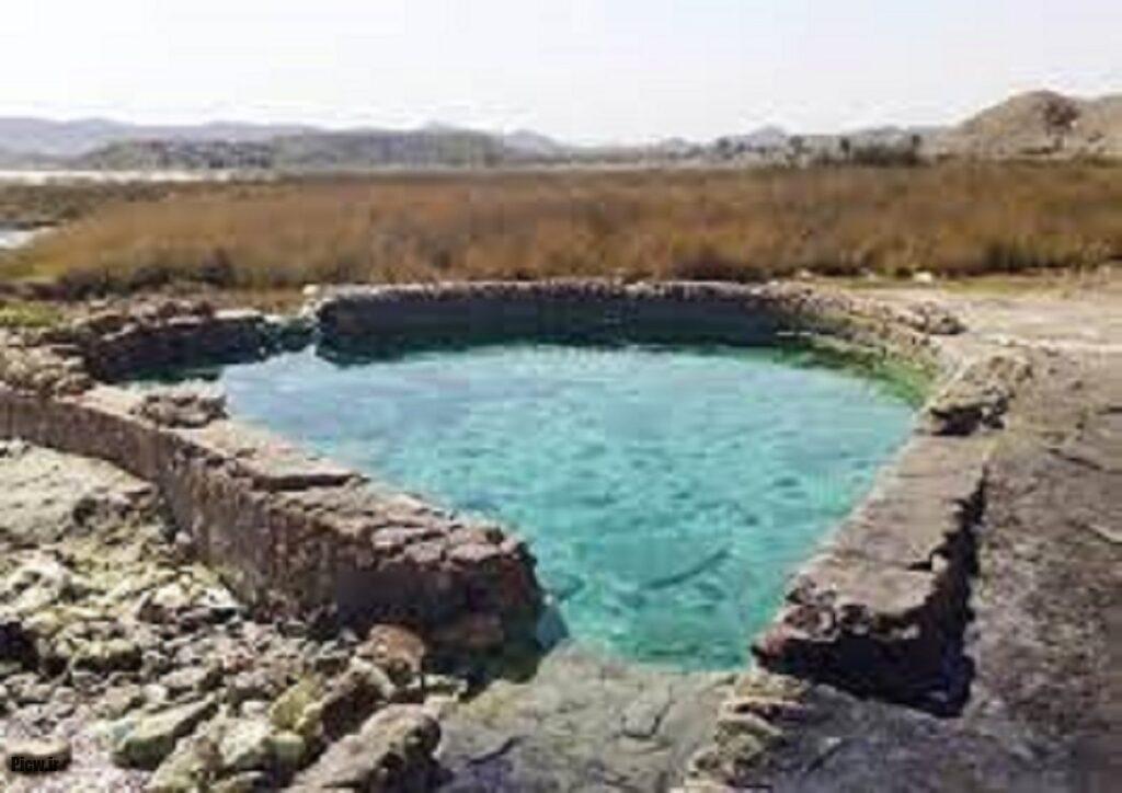 چشمه آب گرم سمنان