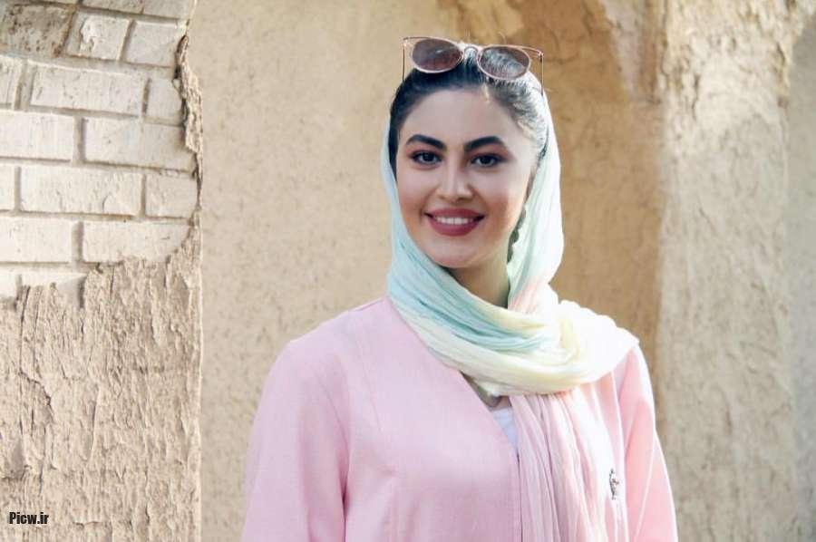 مریم مومن