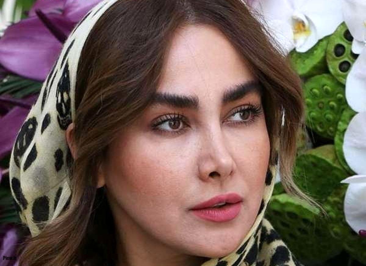 آناهیتا نعمتی