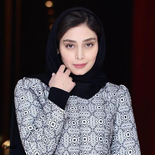 دیبا زاهدی