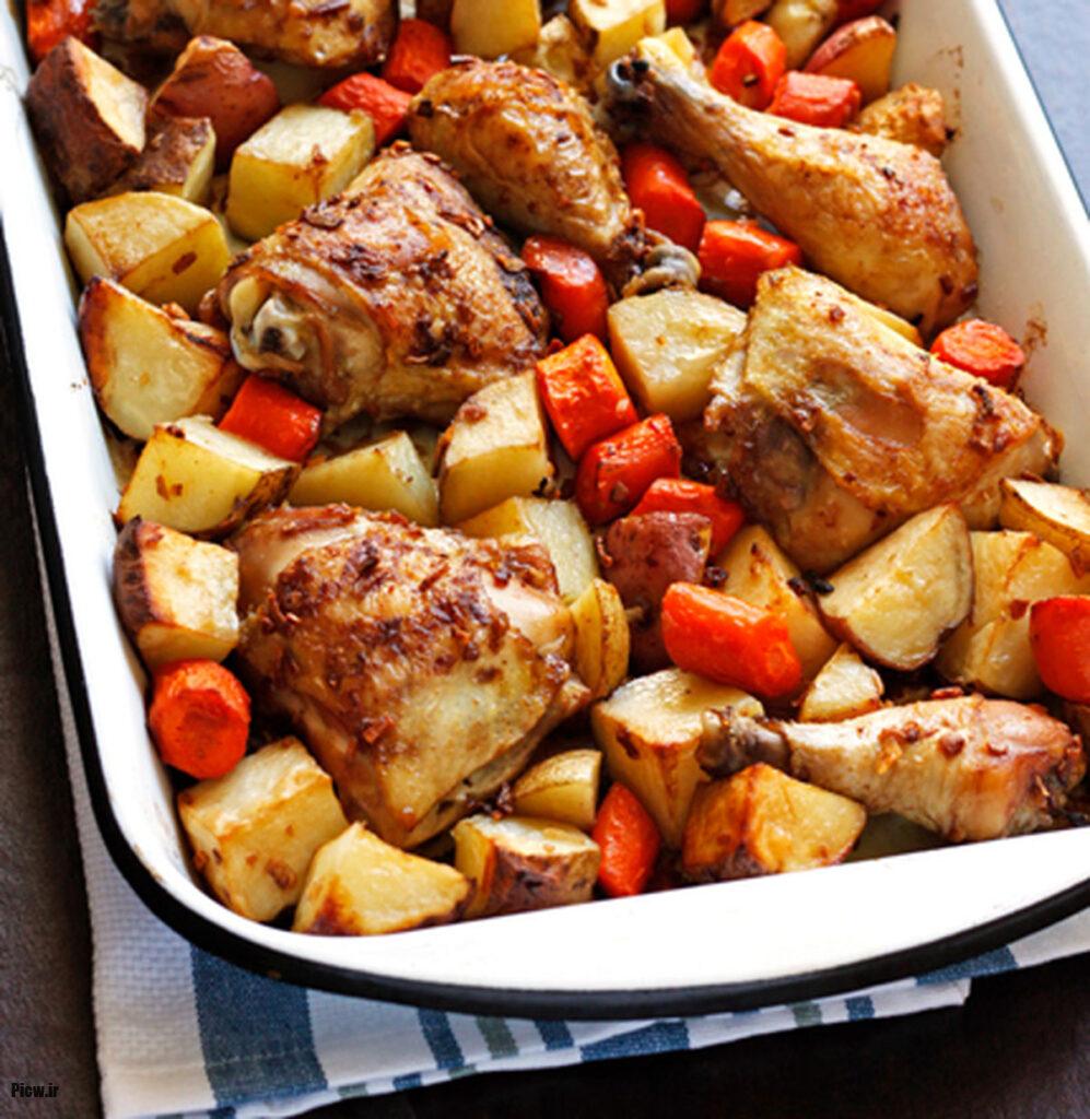 خوراک مرغ و سیب‌زمینی