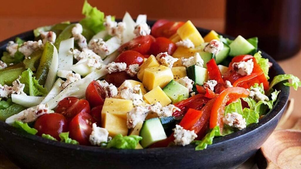 سالاد یونانی