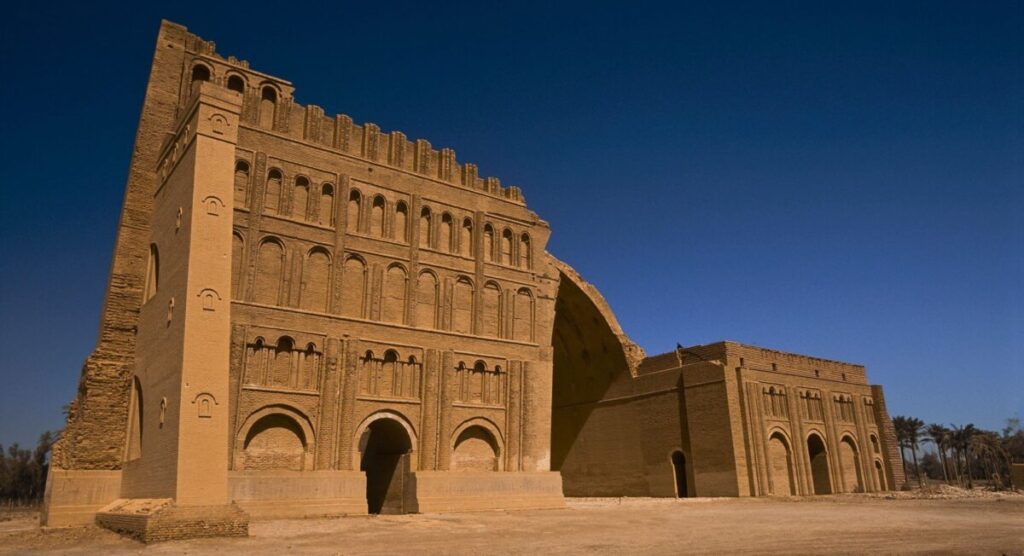 معماری ساسانیان