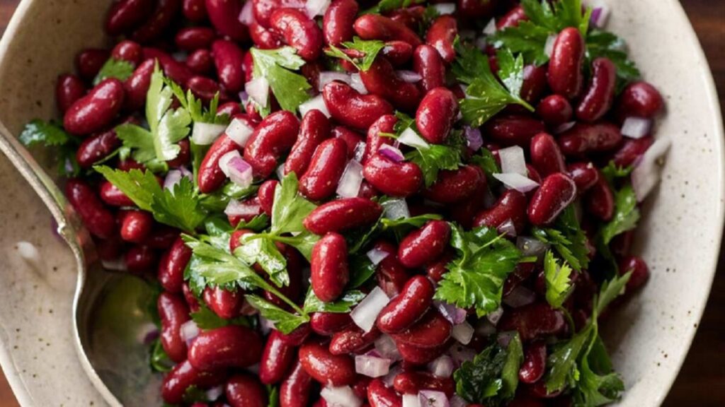 سالاد لوبیا قرمز