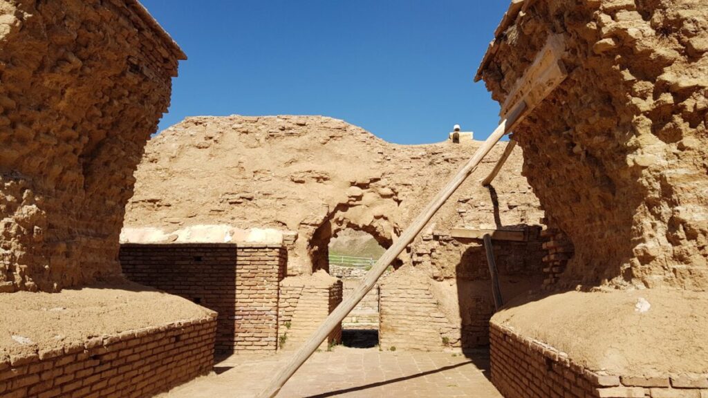 آتشکده آذرگشسب