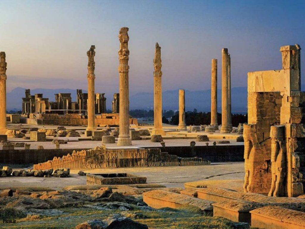 نخستین حکومتها