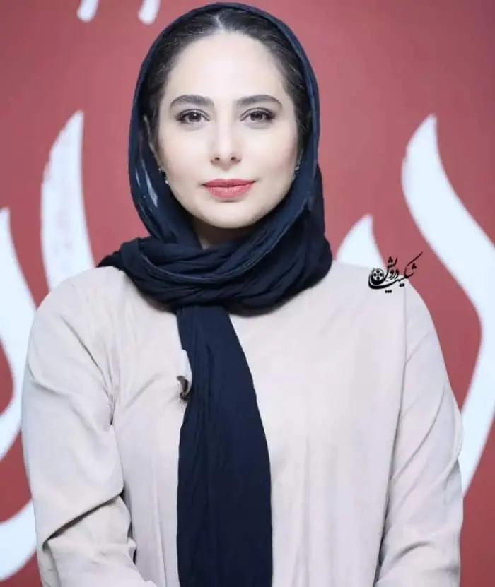 رعنا آزادی‌ور (1)