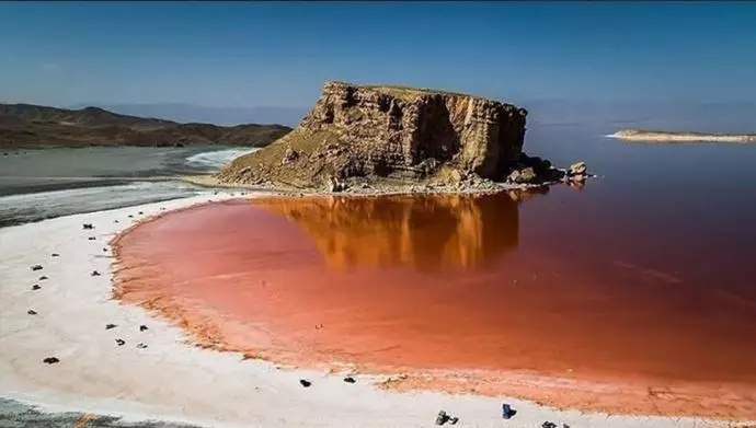 دریاچه زیبای ارومیه