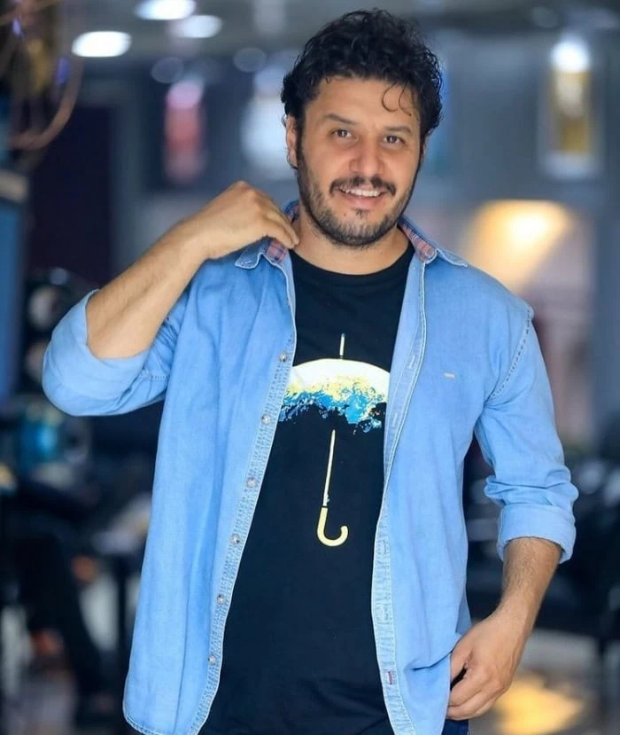 جواد عزتی (2) جواد عزتی (2)