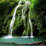 آبشار کبودوال؛ تنها آبشار خزه‌ای ایران