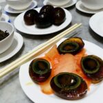 غذاهای عجیب با ترکیبات غیرمعمول | تجربههای خاص غذایی در دنیا