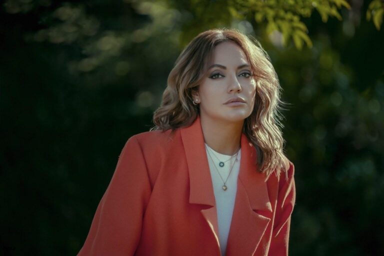 مهناز افشار