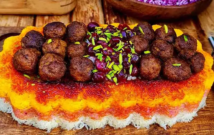 آلبالوپلوی اصیل