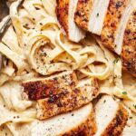 پاستای آلفردو با مرغ؛ طعمی خامه‌ای و محبوب