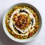 آش رشته ایرانی؛ غذایی برای دورهمی‌های سنتی