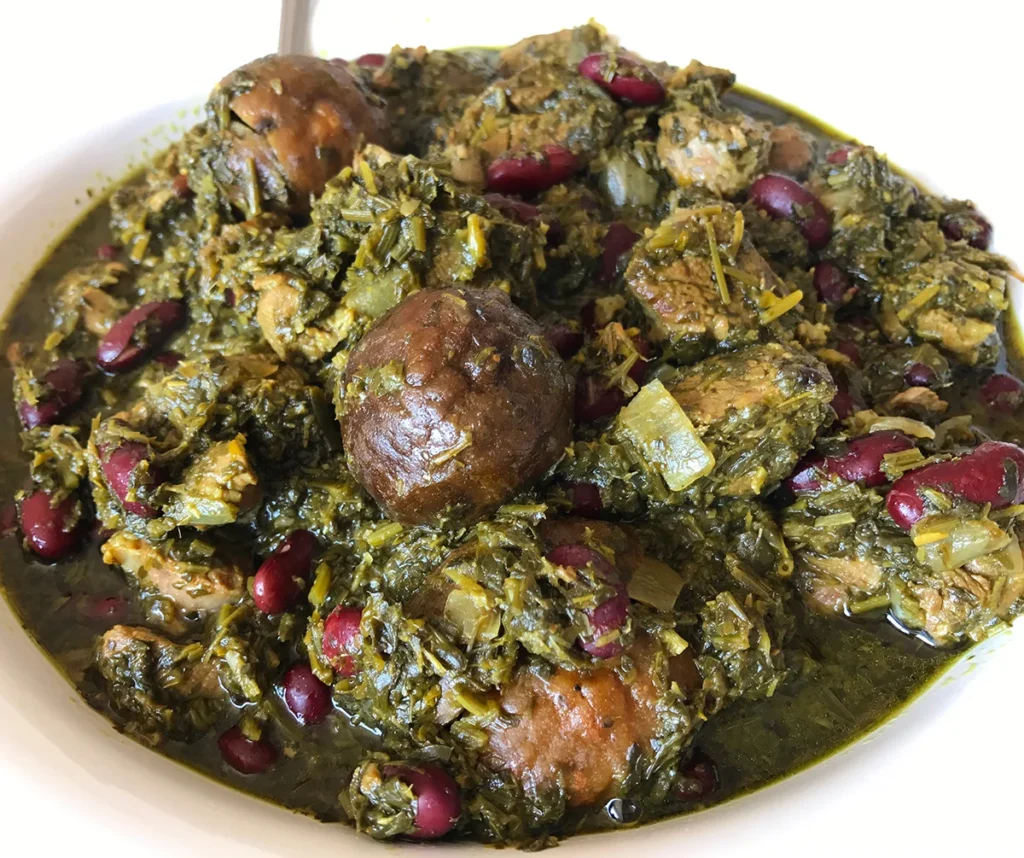 قورمه‌سبزی اصیل ایرانی