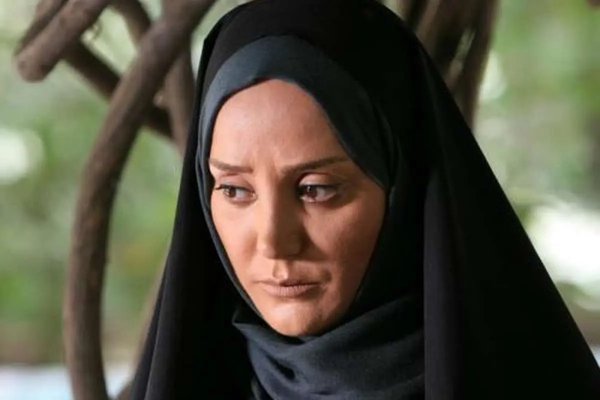 مینا لاکانی