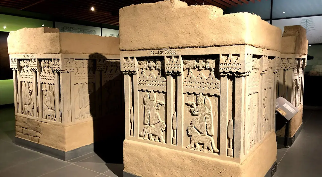 آثار تاریخی قرون وسطی