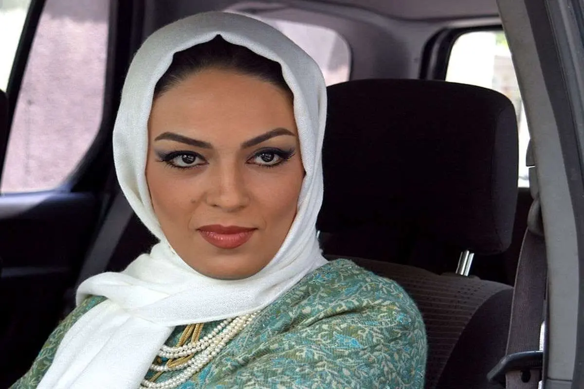 سارا خوینیها