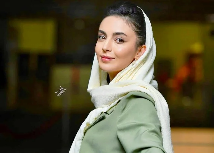 مهشید جوادی