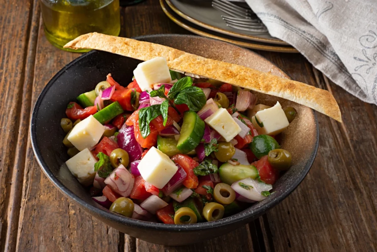 سالاد یونانی