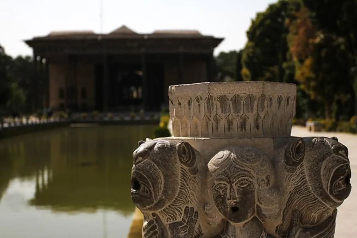 کاخ چهل ستون اصفهان