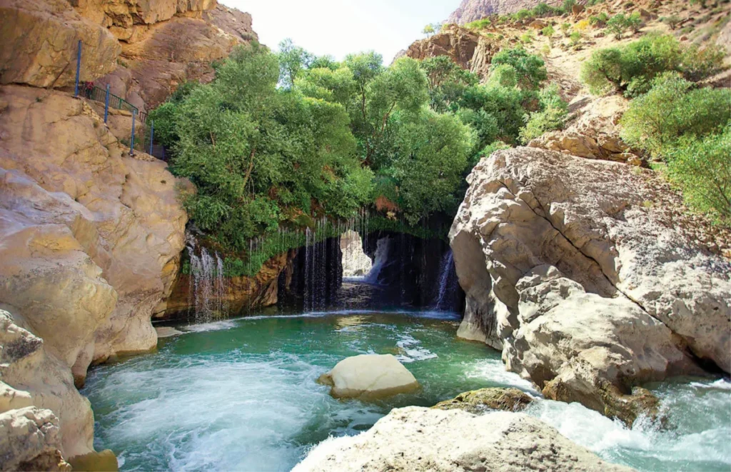 نقش برجسته تخت سلیمان