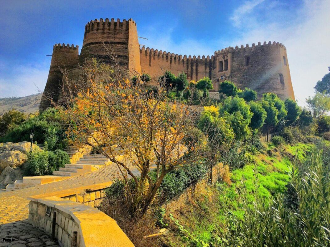 قلعه فلکالافلاک