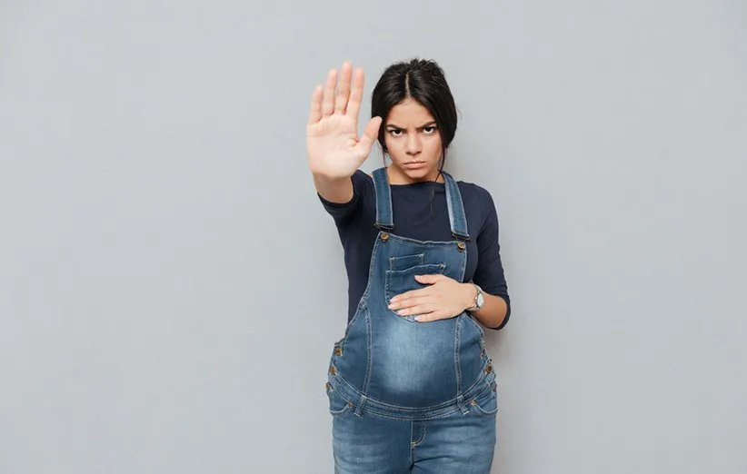 خانم باردار